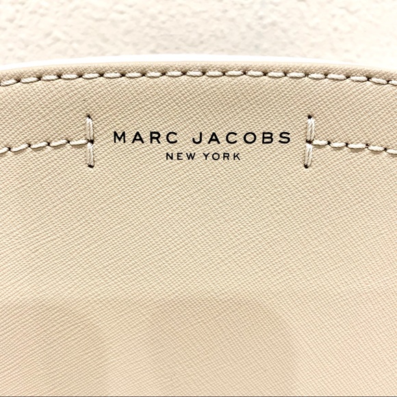 Marc Jacobs Beige Crossbody Bags (NWT) - Picture 2 of 10